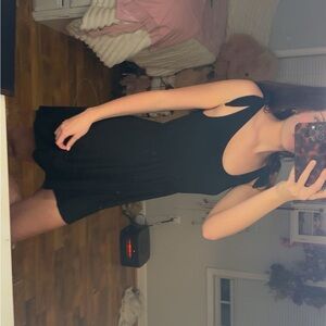 Elegant Black Sleeveless Tie Dress